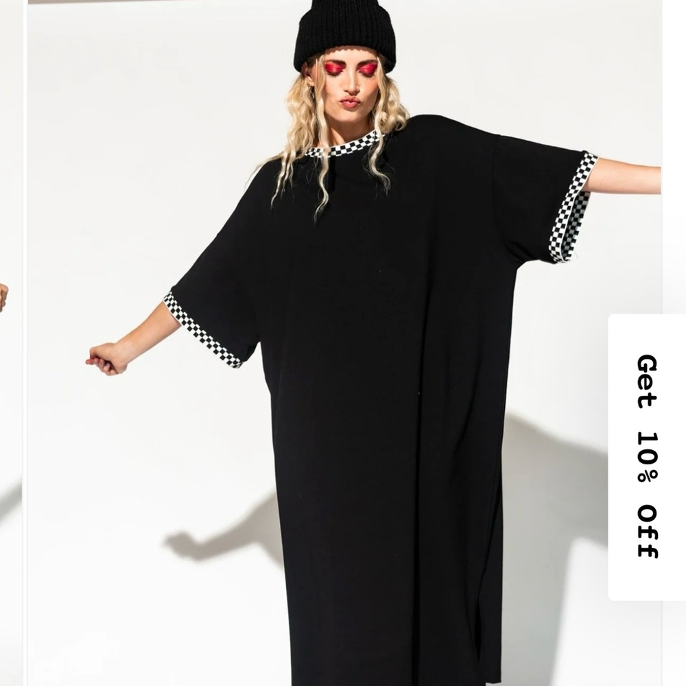 Black Checkered Trim Maxi Dress - Picture 2 of 7
